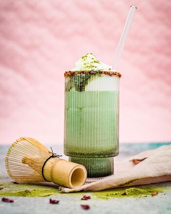 Iced Matcha Latte  | © SONNENTOR